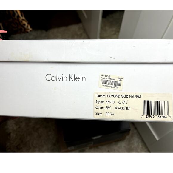 Calvin Klein Diamond Quilted Nylon Leather Trim Heeled Ankle Booties Black 8.5 - Picture 11 of 15